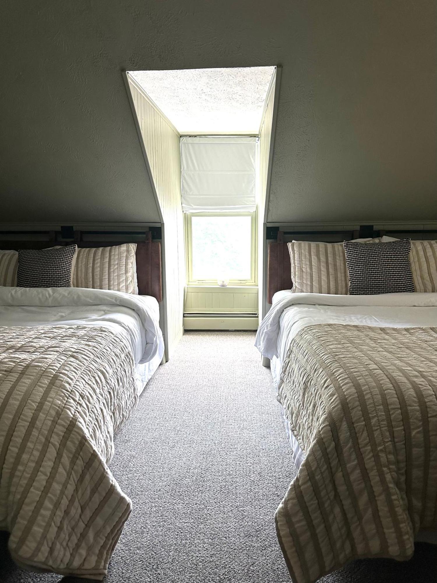 Auberge Des Cantons Magog Kültér fotó